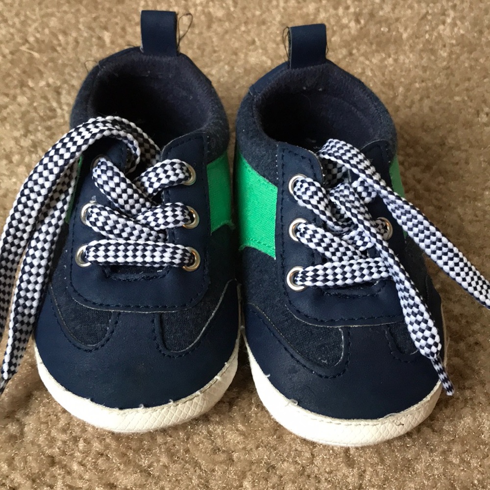 Baby boy crib sneakers